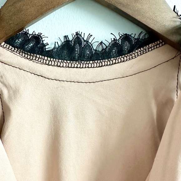 a.peach black lace sleeveless top - Picture 6 of 8